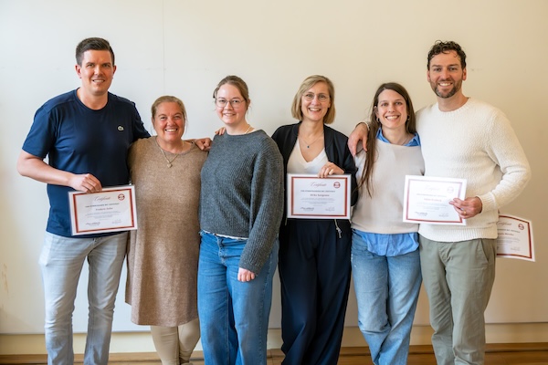 FON Stimmtrainer Ausbildung Stimmtrainer Ausbildung Jahrgang 13